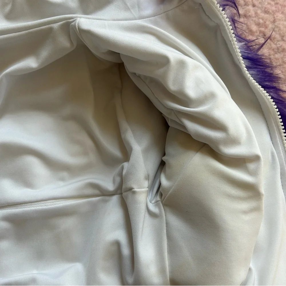 J Valentine LED crop faux fur coat - Picture 3 of 7